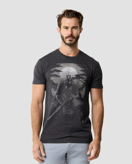 Camiseta samurai nocturno