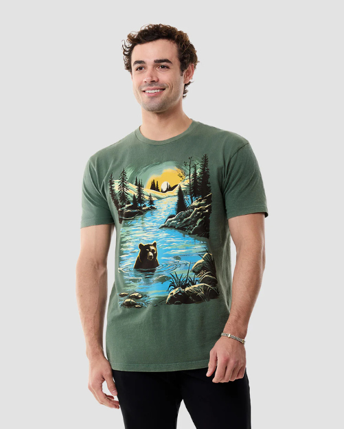 Camiseta oso en lago